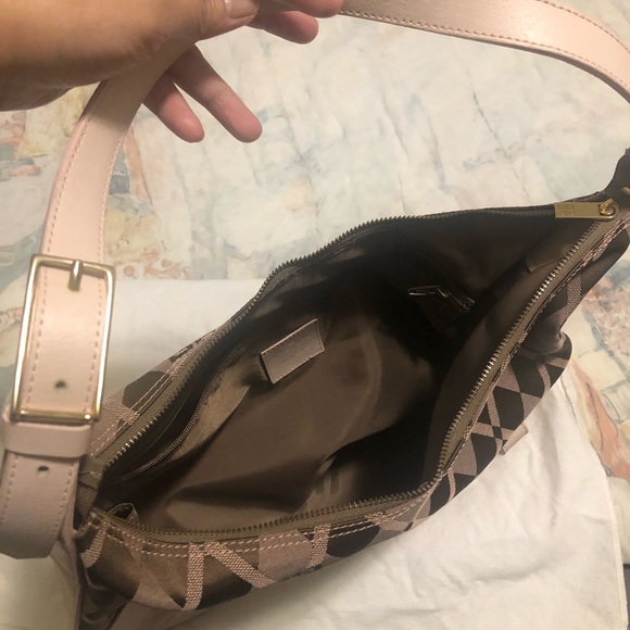 Authentic givenchy bag - Picture 7 of 16